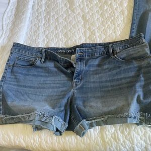 Women’s plus size Jean shorts